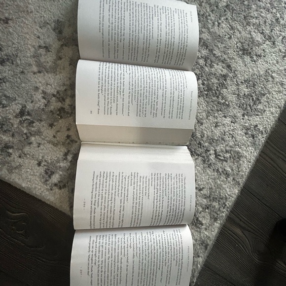 Chloe Gong “These Violent Delights series. Includes 2 hardcover, 2 paperback. - Picture 9 of 13